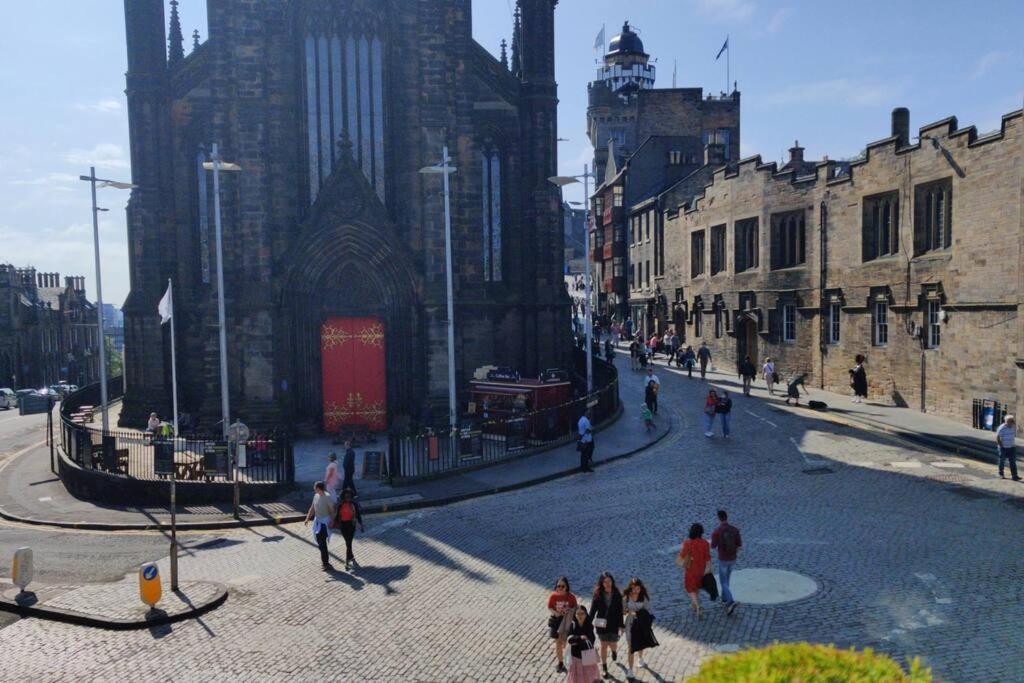 Royal Mile Apt, Just 1 Min From Edinburgh Castle! Esterno foto