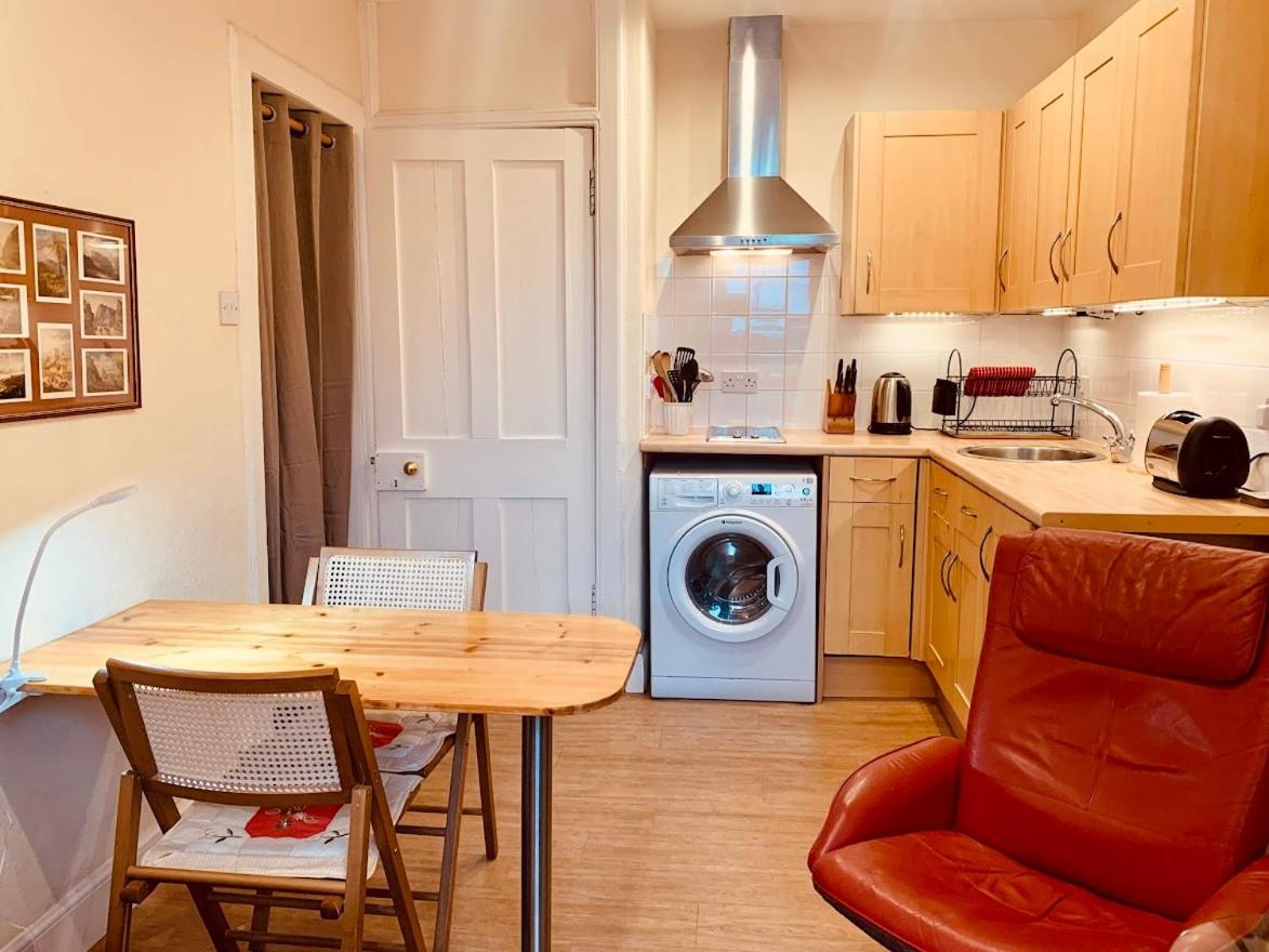 Royal Mile Apt, Just 1 Min From Edinburgh Castle! Esterno foto